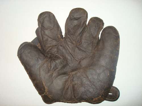 Victor Black Full Web Front